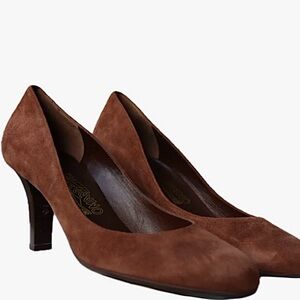 Salvador Ferragamo Vintage Brown Suede Slip on Heels Women’s Pumps Shoes 11 B